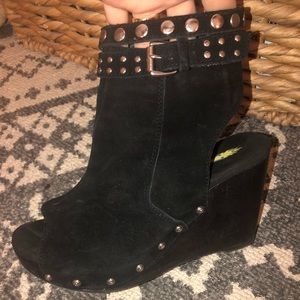 Studded Wedges